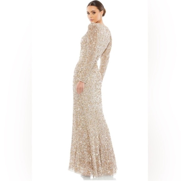 NWOT Mac Duggal Empire Sequined‎ Long Sleeve Evening Gown Gold Size 4 - Picture 2 of 16